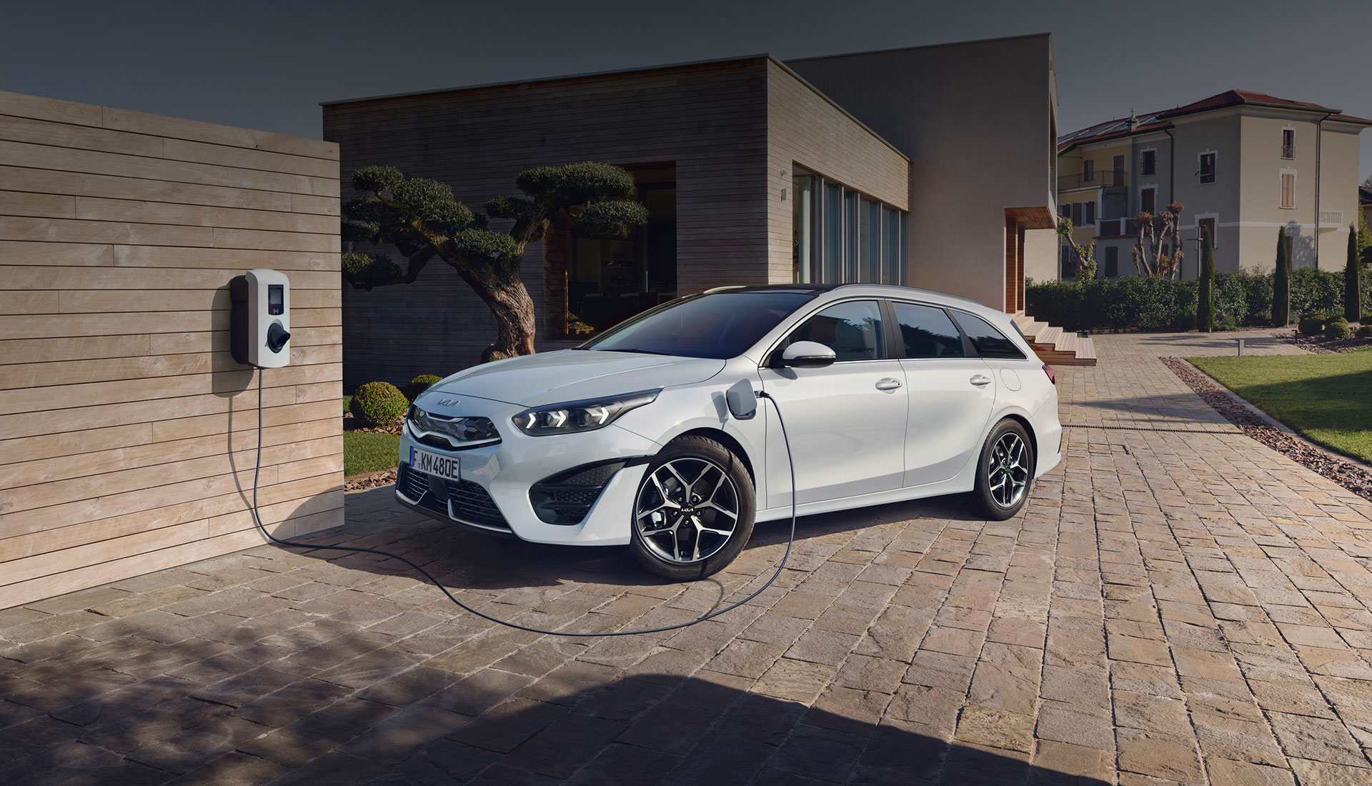 Noul Kia Ceed Sportswagon PHEV